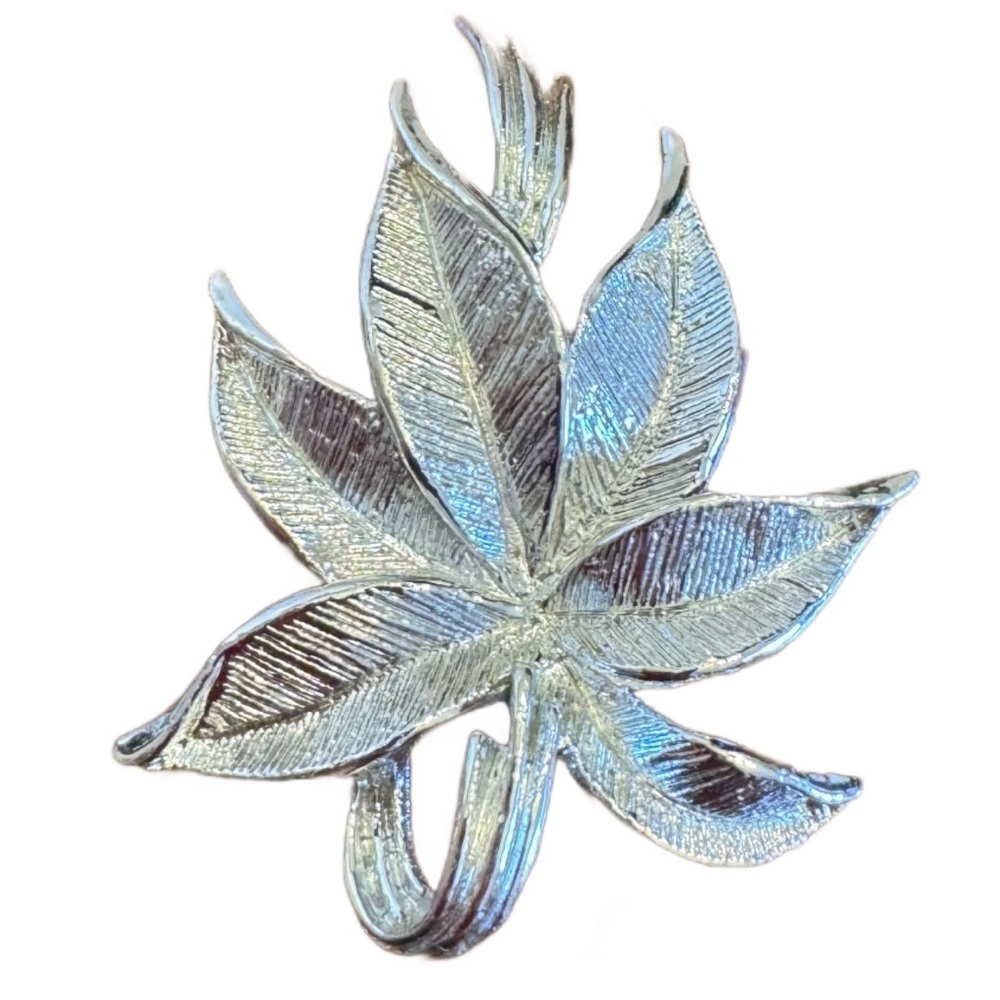 Vintage Signed Gerry's Silver Leaf Design Textured Vintage Pin Brooch Jewelry